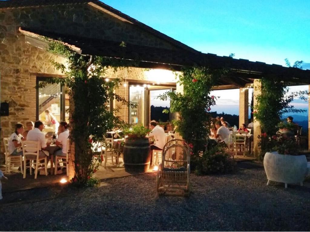 Podere La Casetta - Casa Di Campagna Монтайоне Экстерьер фото